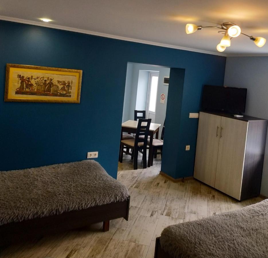 Franko93 Hotel Berehove  Luaran gambar